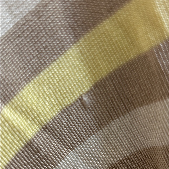 The Limited Yellow and Cream V-Neck Sweater - Picture 5 of 9